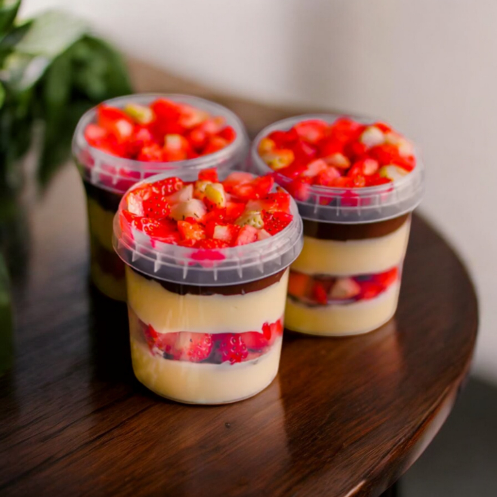 500 Pote Redondo Plastico Com Lacre Bolo No Pote  220ml Confeitaria Delivery Temperos Caldos Potinho