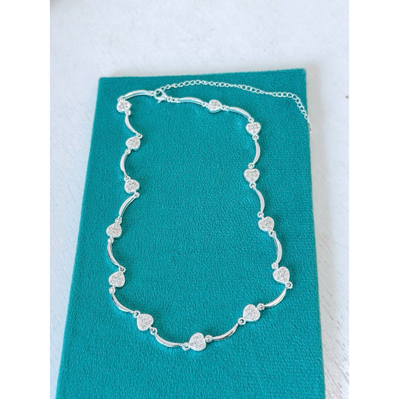 Choker corações cravejados banhada à prata 925