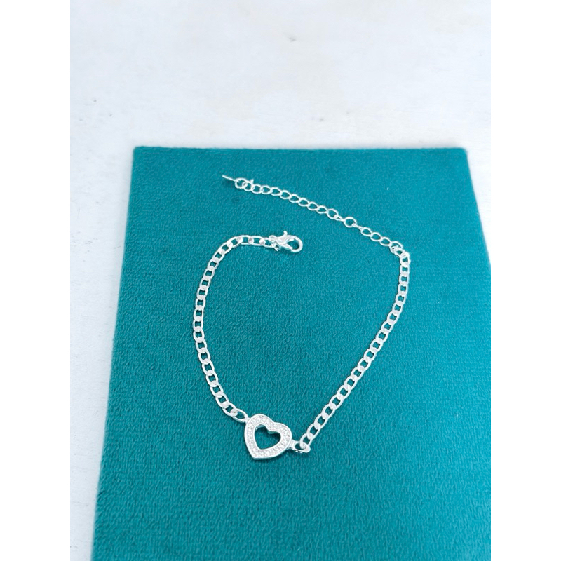 Pulseira corrente e coração vazado banhada à prata 925