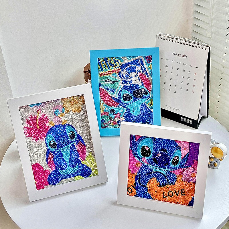 Kit Pintura Com Diamante Infantil DIY Desenho Animado Moldura Artesanato Stitch/Hello Kitty/Unicórnio
