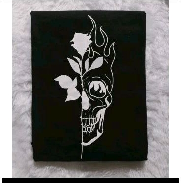Camiseta Masculino Flor e Caveira Camisa Algodão Desenho Rosto Em Chama Motoqueiro Fantasma Rock Roll Blusa Casual Estampada Preto Básico Tumblr Promoção Envio Rápido Unissex