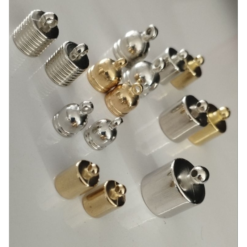 Terminal ponteira de abs copinho para montagem de colares ,lembrancinhas e outros acessórios. em Oferta na Shopee