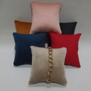 Kit Expositor de Joias Mini Almofadas 8x8cm Em Veludo_ com até 15unidades em Oferta na Shopee