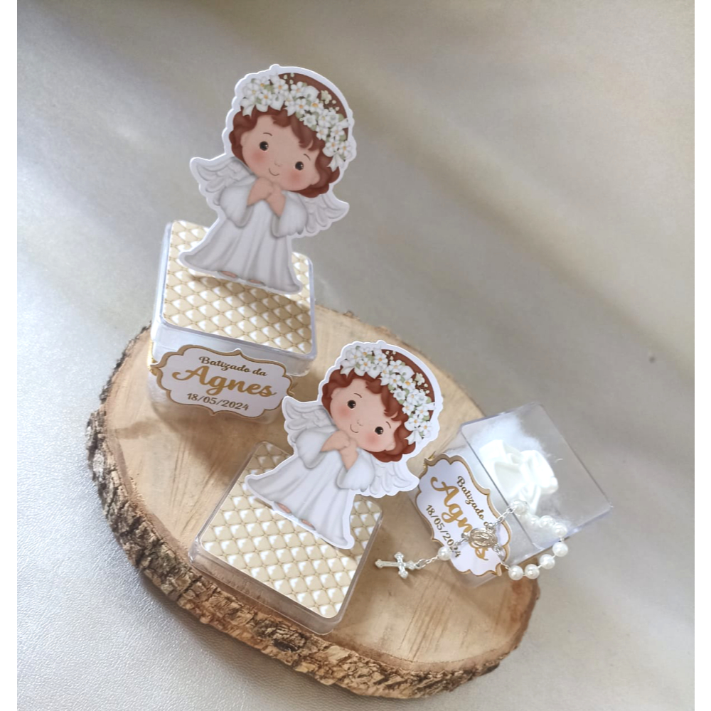 Lembrancinha batismo com mini terço e sabonete batizado