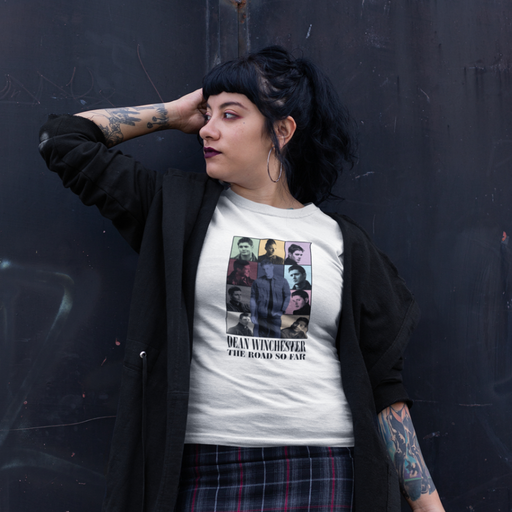 Camiseta Unissex Dean Winchester The Road So Far Supernatural The Eras Tour