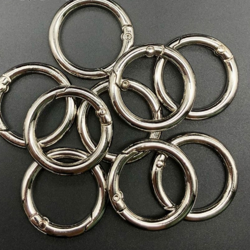 Mosquetão Argolas Articuladas 40 peças Para Bolsas de Crochê e Artesanato em Geral em Oferta na Shopee