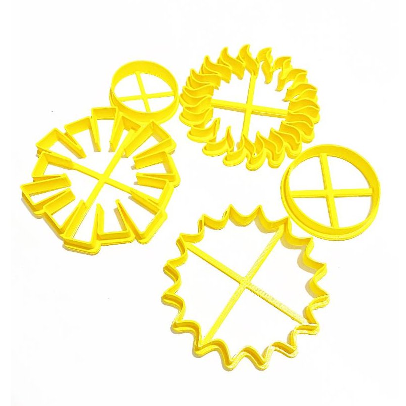 Cortadores e moldes de biscoito, pasta americana e massinha Sol em Oferta na Shopee