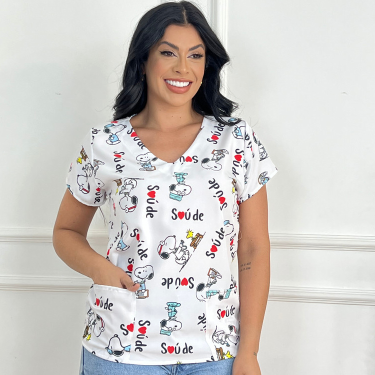 Blusa Bata Scrubs Feminina Estampada - Snoopy Saúde