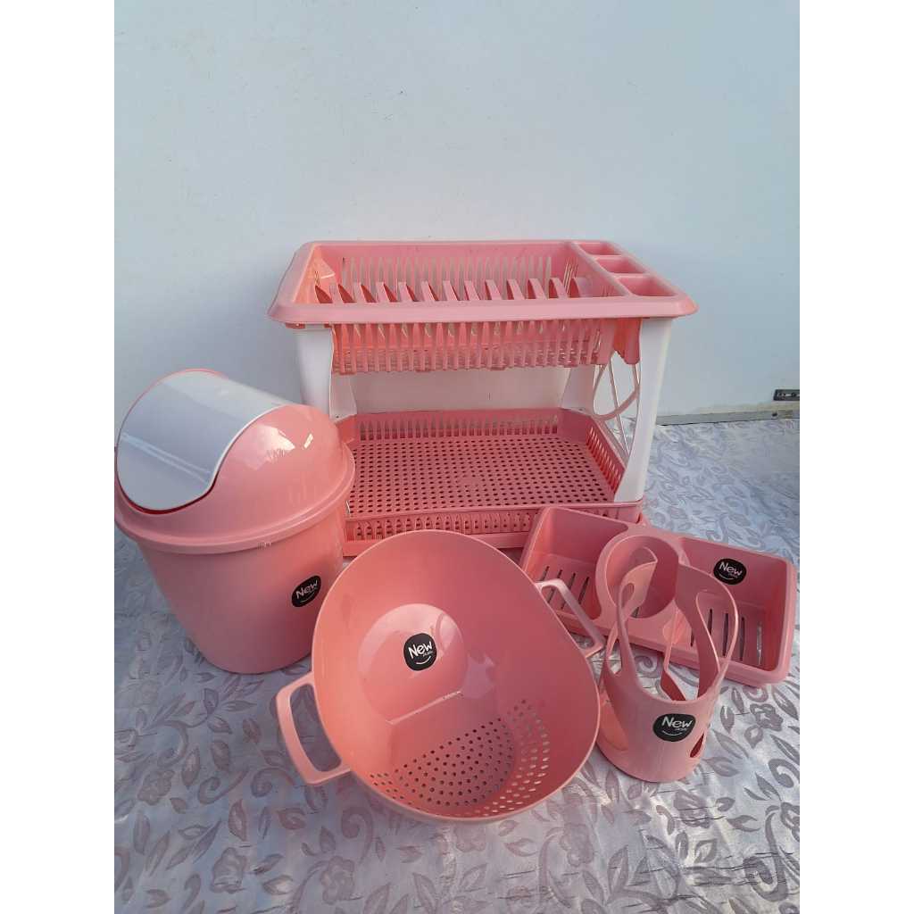 Kit para organizar sua cozinha - Escorredor de Louça, Porta Detergente e Esponja, Lixeira, Escorredor de Macarrão e Porta Óleo - New Plastic