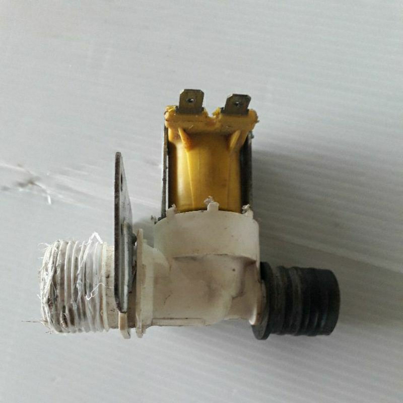 Válvula simples da lavadora Brastemp consul 110v usada