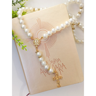 Terço Nossa Senhora das Graças em Pérola Texturizada em Oferta na Shopee