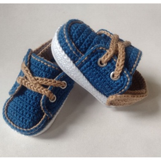 sapatinho de bebê de crochê (mocassim) em Oferta na Shopee
