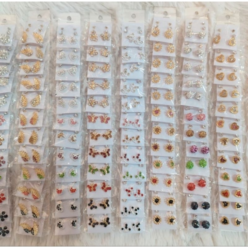 Kit 36 Pares de Brincos / 12 Cartelinhas com 3 Pares Cada a pronto entrega em Oferta na Shopee