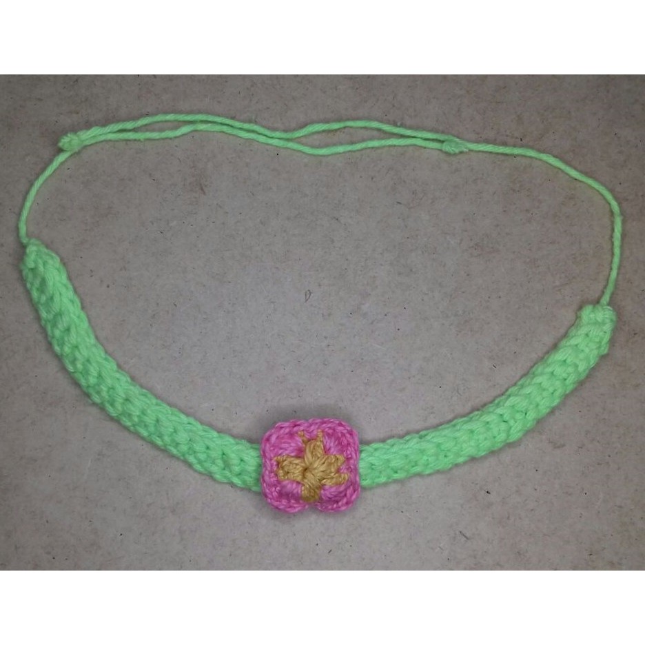 Choker de Croché - Verde Neon e Flor Rosa - Choker