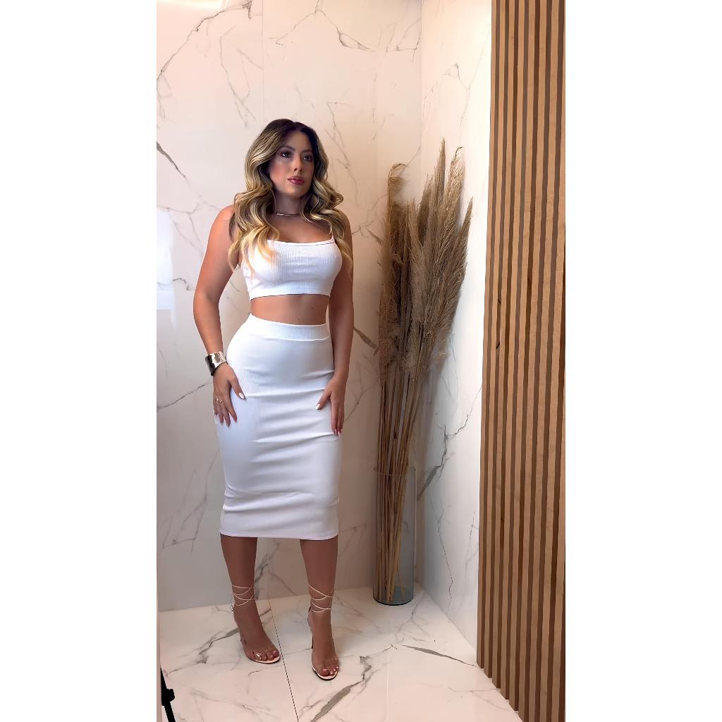 Conjunto Cropped e Saia s/ fenda em Oferta na Shopee