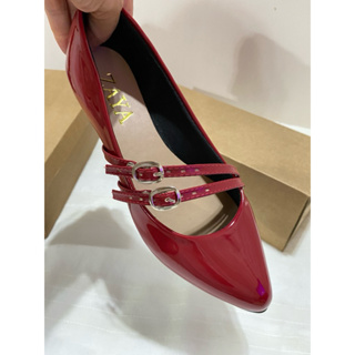 Sapatilha feminina bico fino social com fivelas para ajustar em Oferta na Shopee