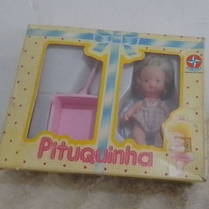 Boneca na caixa  Pituquinha Estrela antiga.