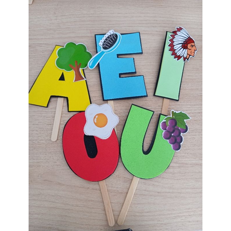 Material pedagógico alfabetização VOGAIS palitoches em Oferta na Shopee