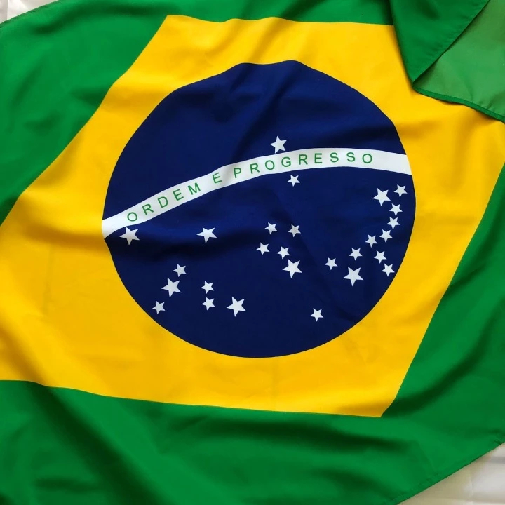 Bandeira do Brasil Universal tamanho grande 1.00x1.50M