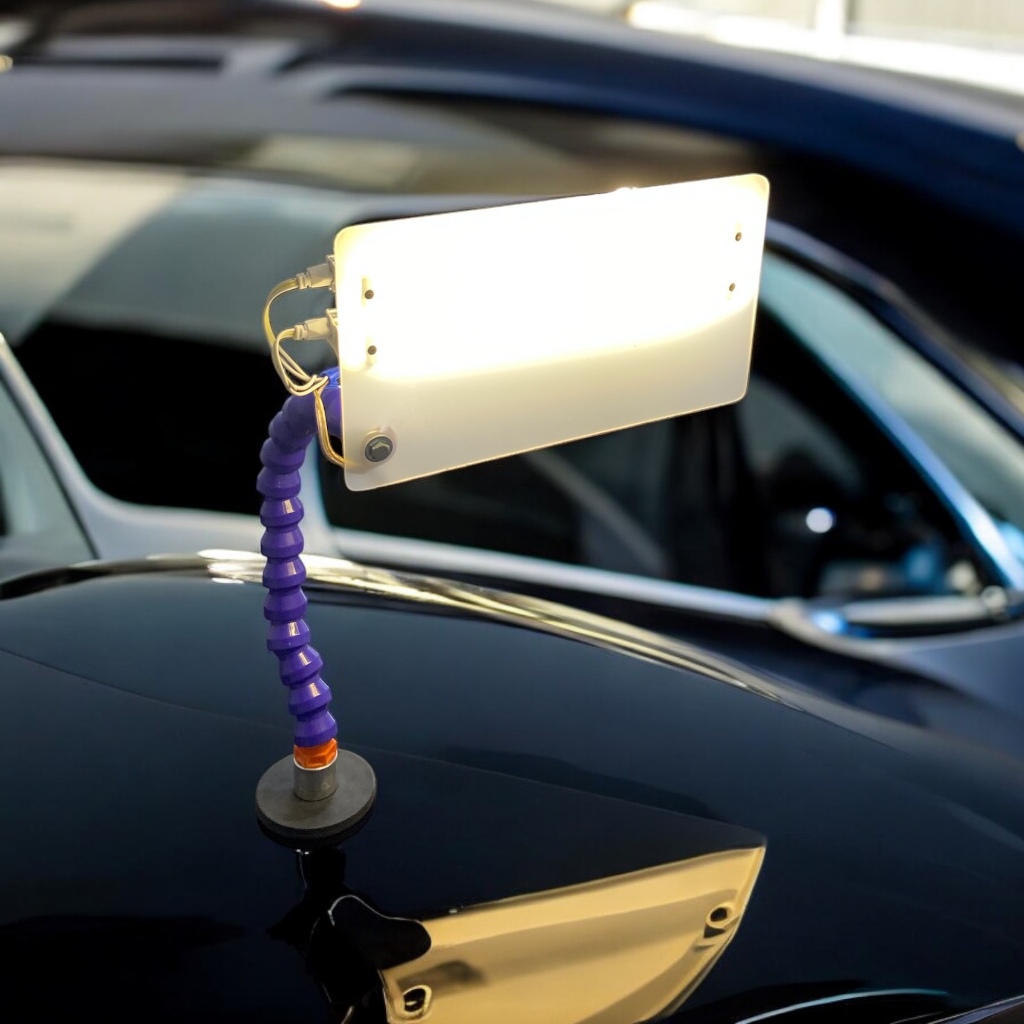 Luminária Em Led Martelinho De Ouro / Super Imã Neodímio Emcorrachado