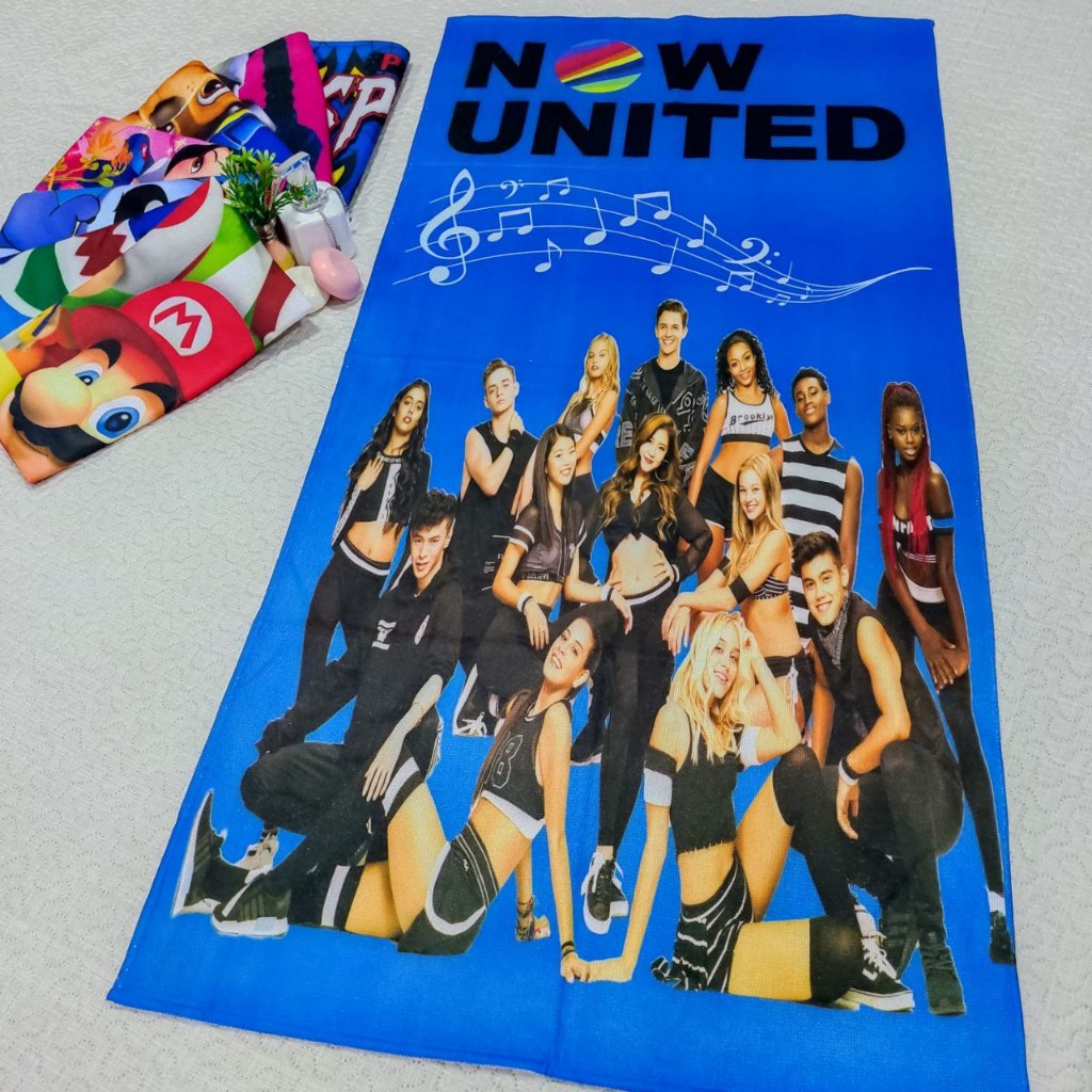 Toalha NOW UNITED de Banho e Praia Temática Personalizada do Gigante Algodão Azul