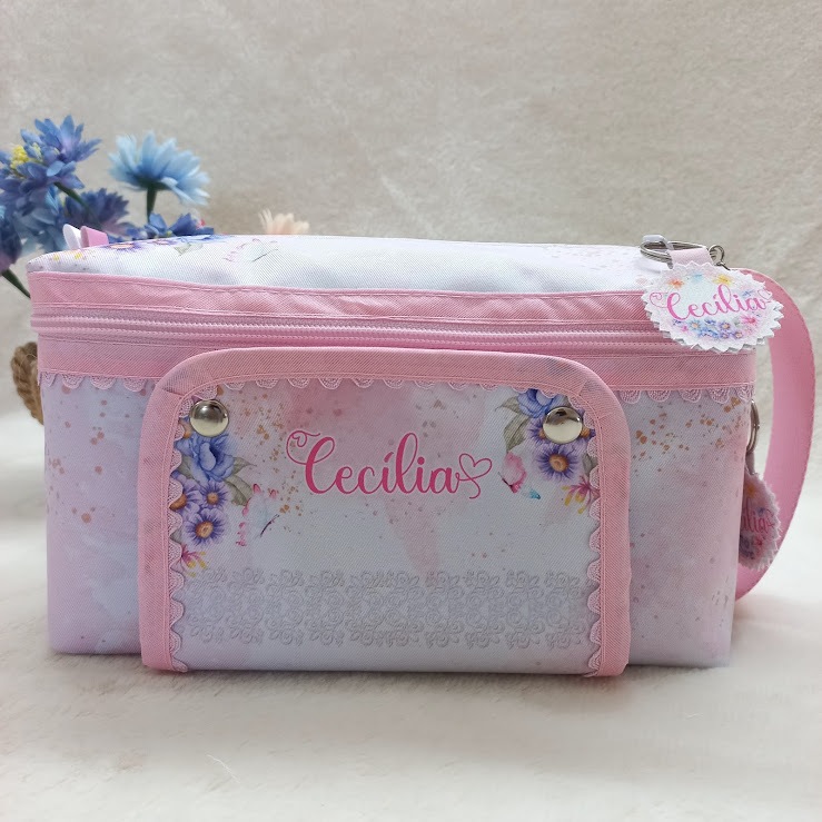Nécessaire Porta Fraldas e Lenços Umedecidos - Higiene do Bebê - Troca do Bebê - Borboleta Flores