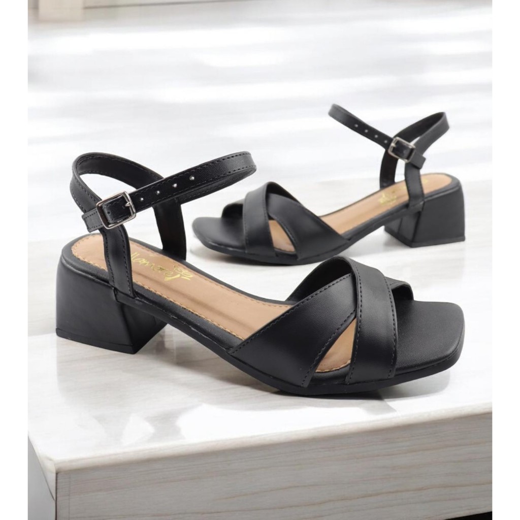 Sandália Feminina Salto Baixo 5cm Social Com Fecho de Fivela Palmilha Macia Tendencia Verão 2025 em Oferta na Shopee