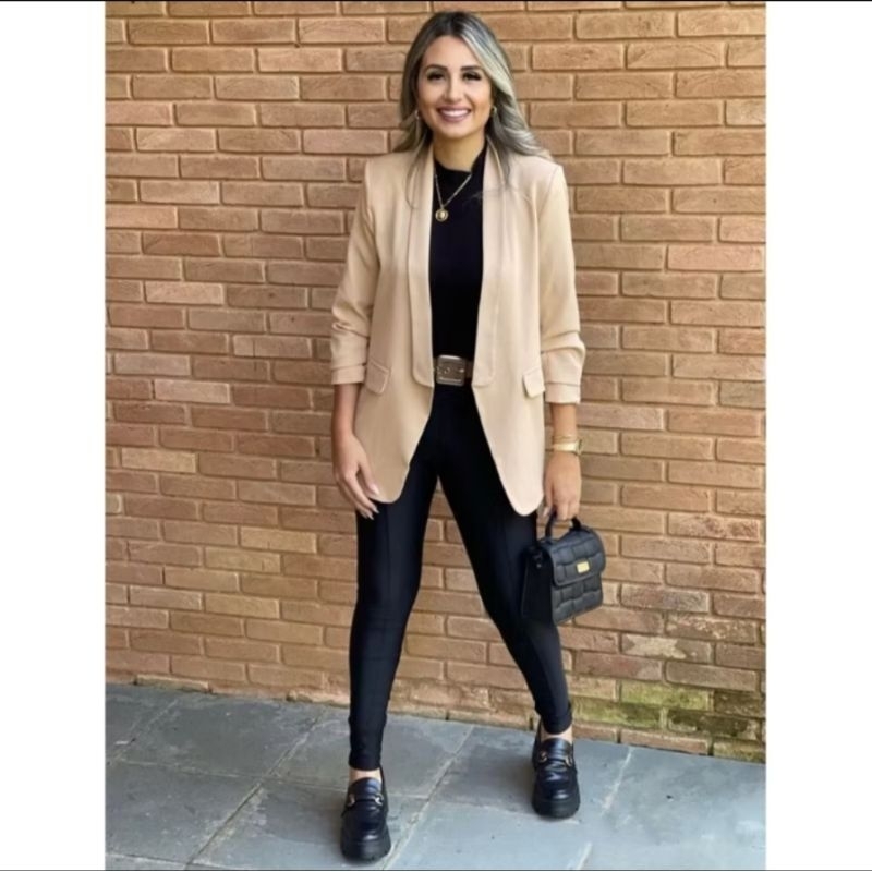 Blazer feminino importado forrado com ombreiras em alfaiataria