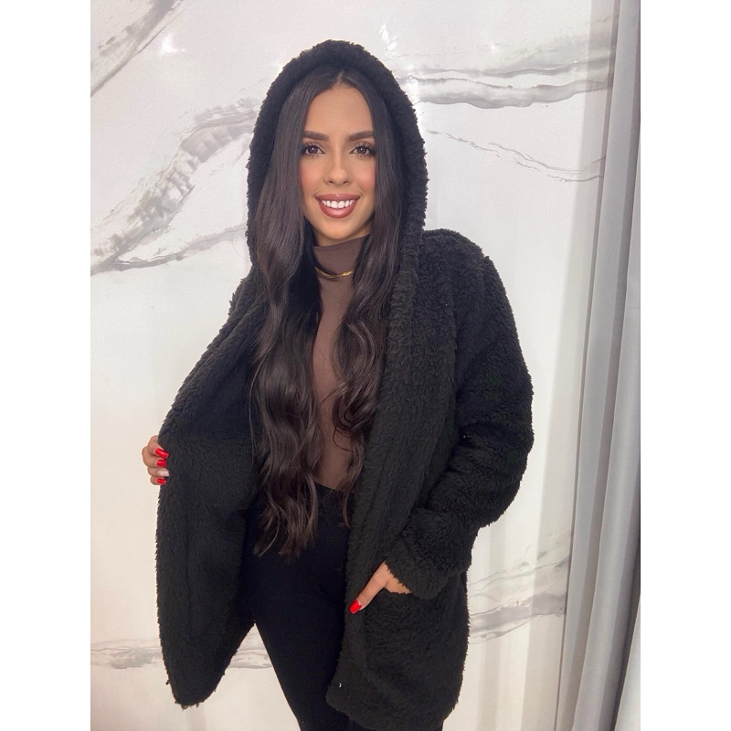 Casaco TEDDY longo feminino com capuz e bolsos forrado com pelinhos