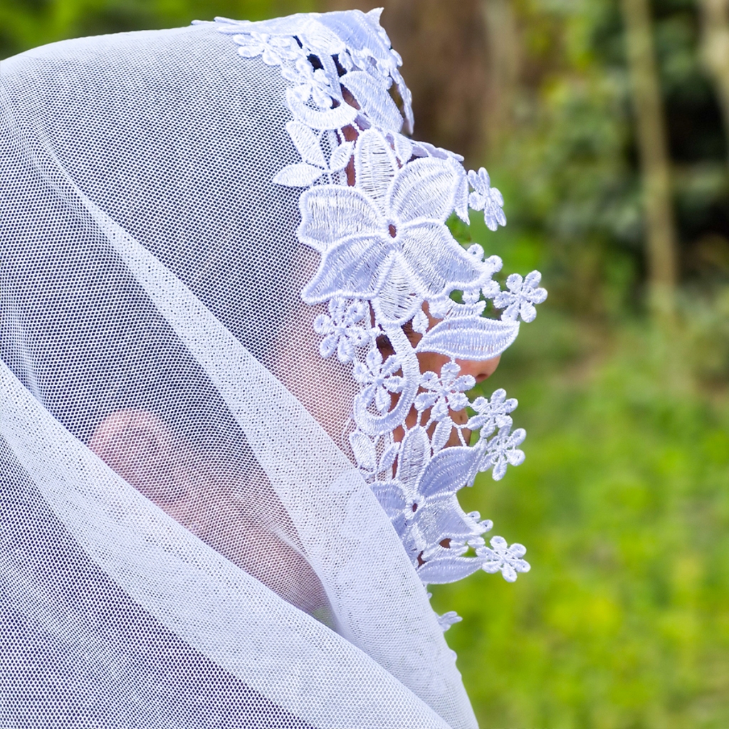 Véu Ccb Congregação Cristã Renda Guipir Floral Larga Adulto (mod. Tamires)
