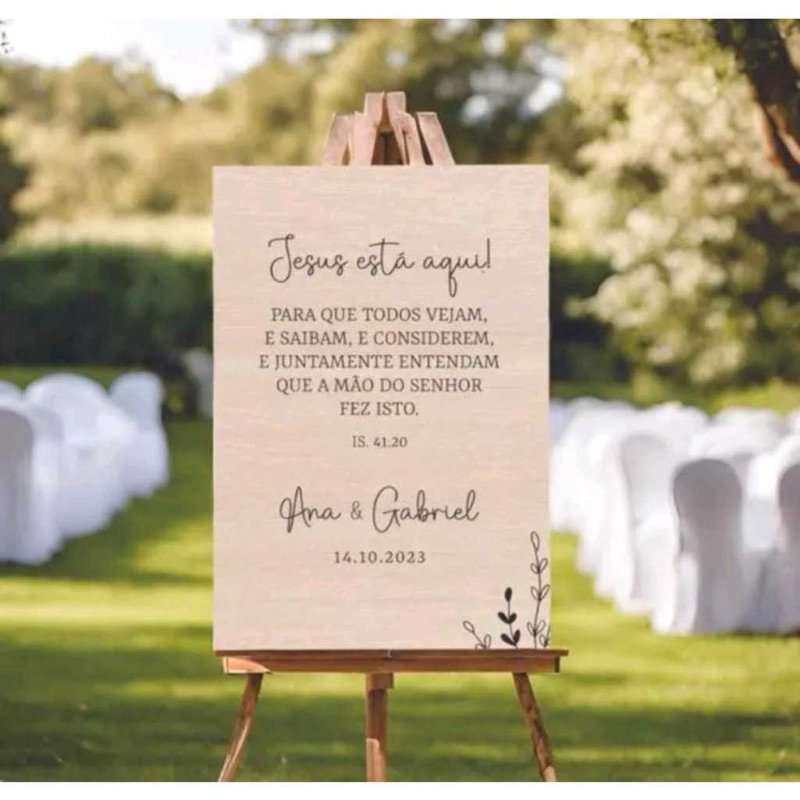 Placa Decorativa Para Casamento Jesus Está Aqui Personalizada Nome Do Casal em Oferta na Shopee