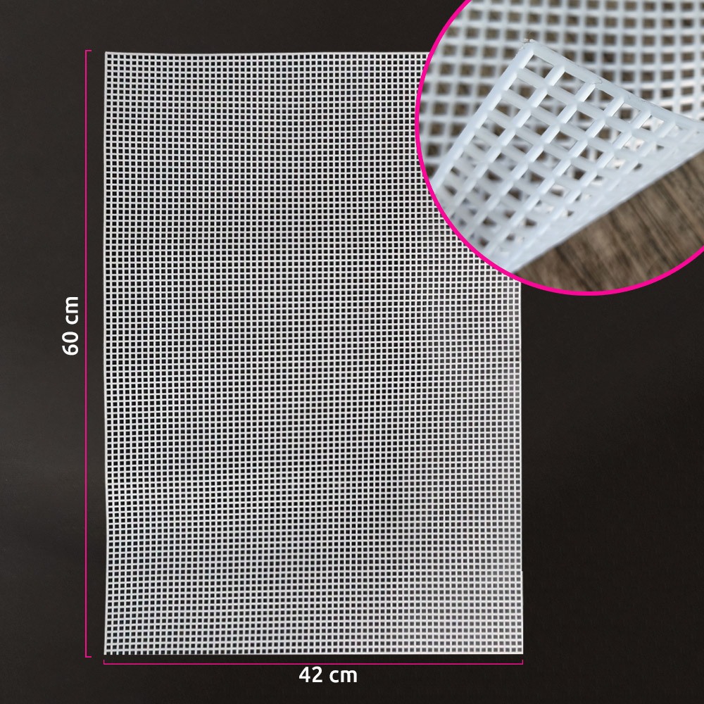 Malha chenille para bolsa  42x60cm retangular (Tela plástica) com furo de 4mm