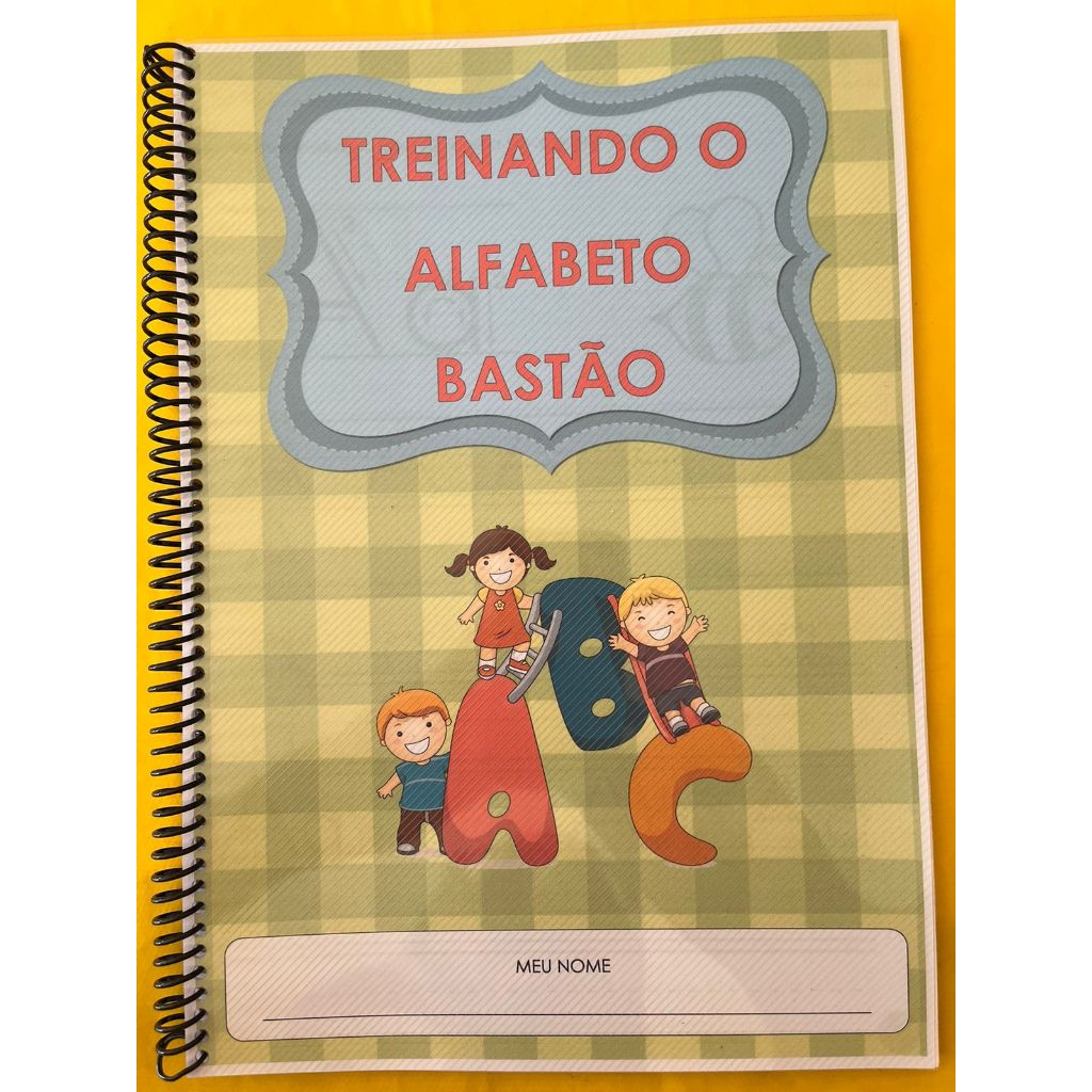 Caderno de caligrafia em letra de forma/bastão