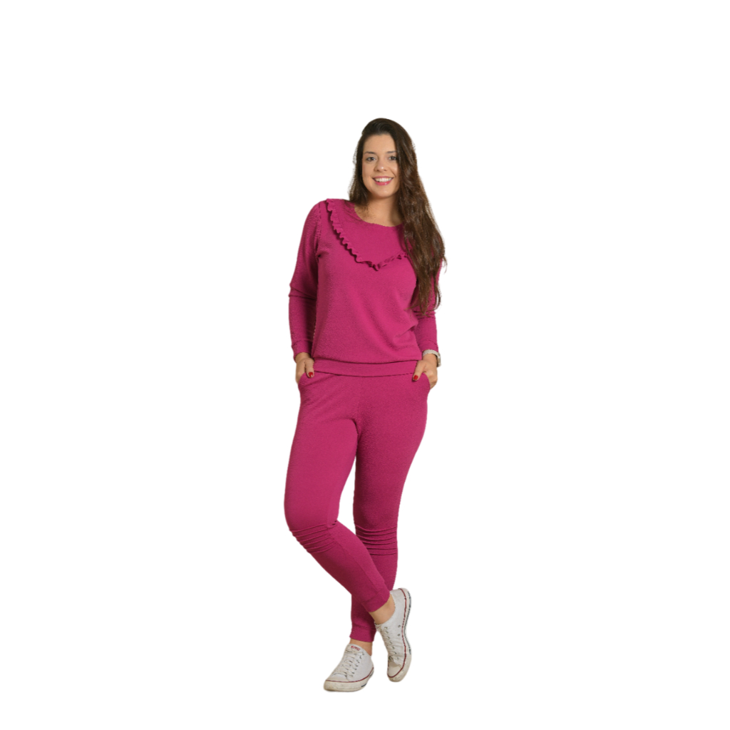 Conjunto Feminino Blusa e Calça Detalhe na perna  24