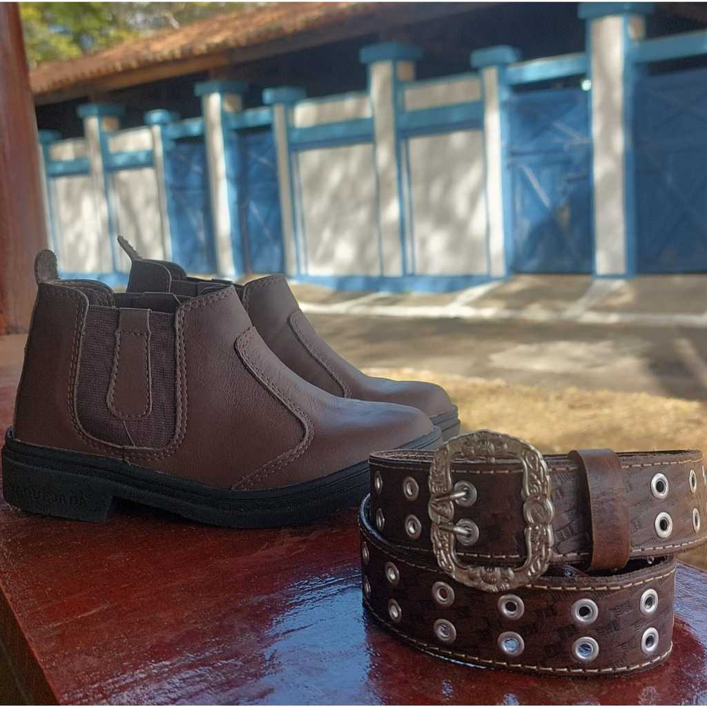 "Kit Botina Com Cinto Butina Infantil em Couro Legítimo: Conforto e Durabilidade para os Pequenos"