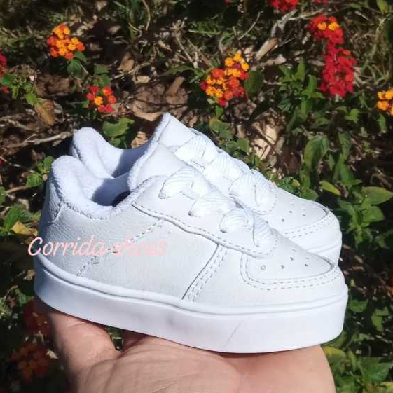 Tênis infantil  casual menino calce fácil branco em Oferta na Shopee