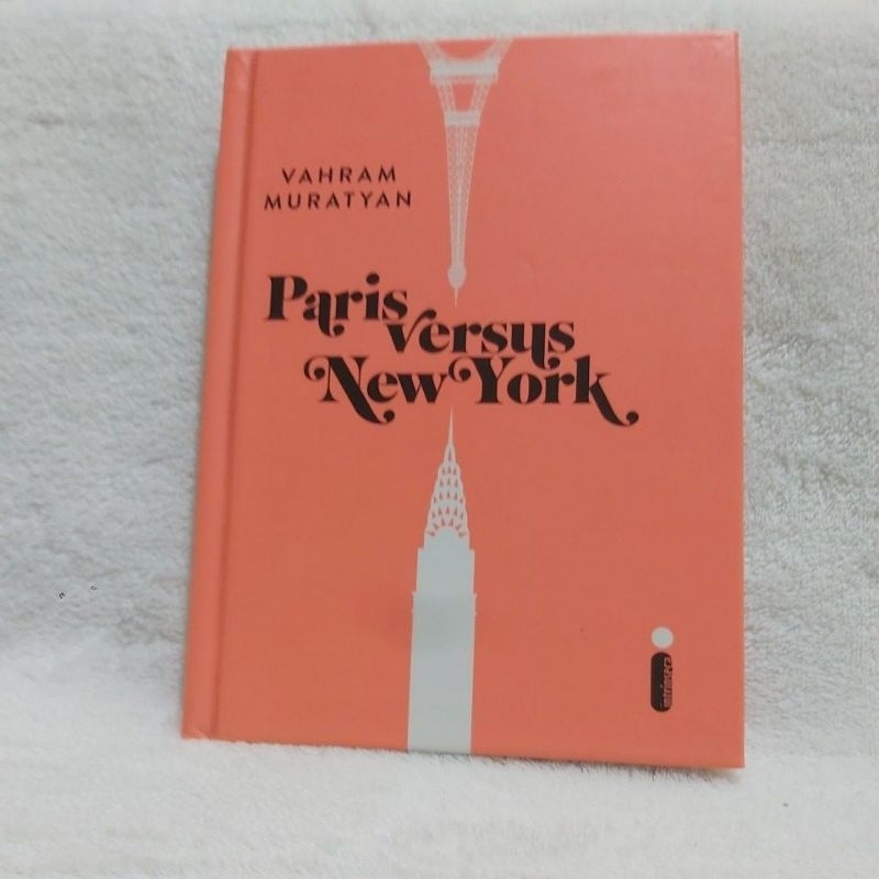 Livro  - Paris versus New York - Vahram Muratyan.