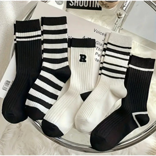 Kit 5 Pares Meias Cano Alto Estilosa Tendencia em Oferta na Shopee