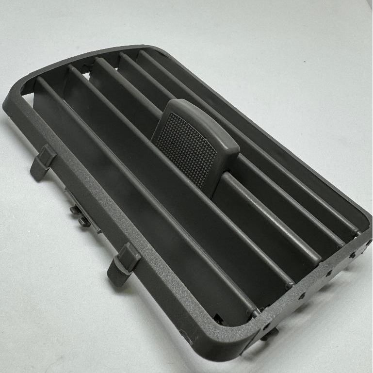 Tela Difusor de Ar Central ou Lateral Gol Parati Saveiro G3 1999 a 2005 Cor Cinza Flanel — imagem 2 de 2
