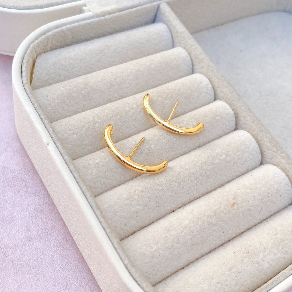 [ SEMI JOIA ] Brincos Ear Hook Delicado Fino Banhado em Ouro 18k Acessórios Femininos