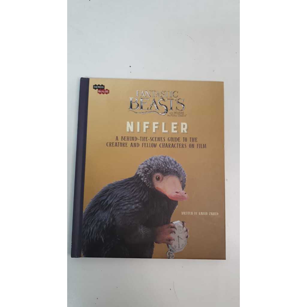 Livro Fantastic Beasts and Where to Find Them Niffler Ramin Zahed V4171