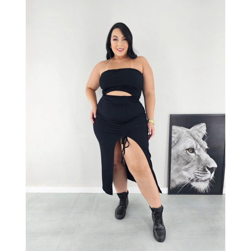 Vestido Marielli Premium Plus size fim de ano/ festa/natal/ano novo/brilho/bory/curve/fashion/balada/casamento/madrinha/ Manguinha/ Festa Tarde/ Tardizinha/ Leve/Nao marca/ modinha