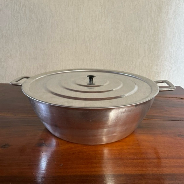 Tacho Nº50 - 24 litros - Tacho de alumínio batido fundido polido com tampa em alumínio em Oferta na Shopee