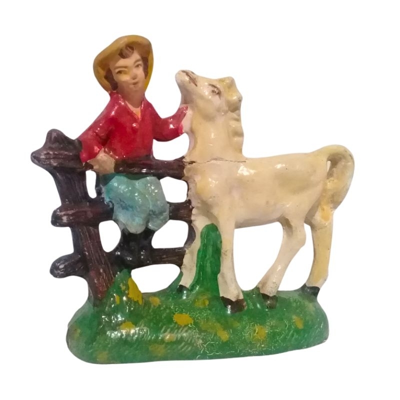 Estatueta antiga camponesa para compor presépio ou cascata, produzida em terracota