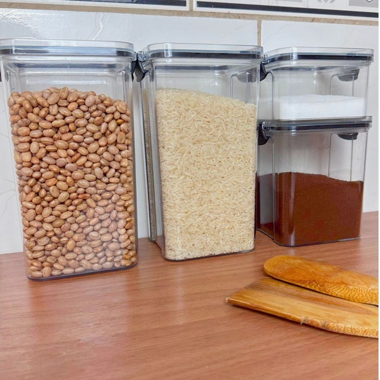 Conjunto de 4 Potes Herméticos em Acrílico Cristal com Trava e Design Empilhável - Organiz...