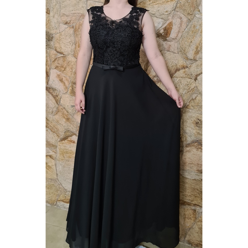 Vestido maravilhoso em crepe e renda guipir preto noite festa lindíssimo