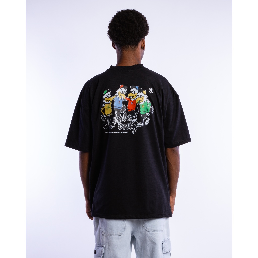 Camiseta OVERSIZED estampada Preta blusa camisa Streetwear em algodão 30.1 modelo Friends Colorida Premium OVERSIZED