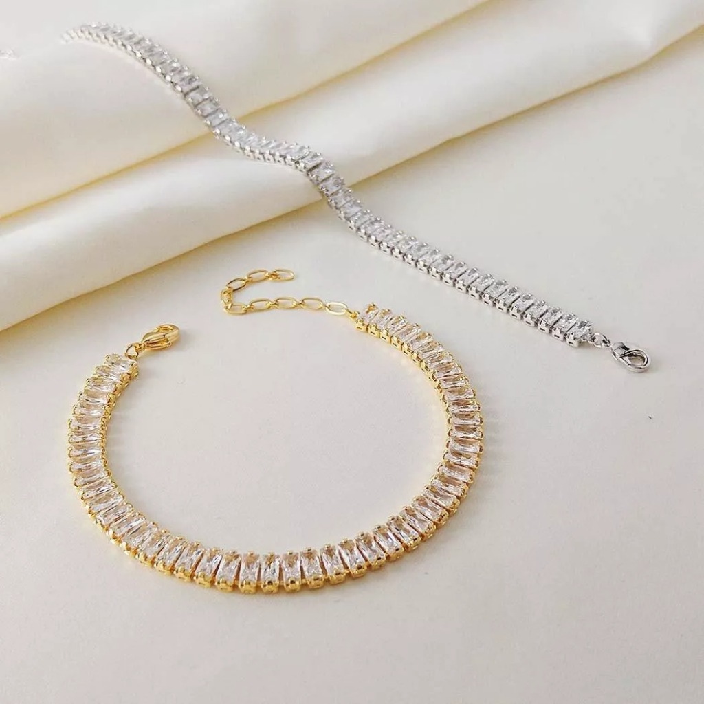 [ SEMI JOIA ] Pulseira Feminina Baguete Cristal Delicada Banhado em Ouro 18k Alto Padrão