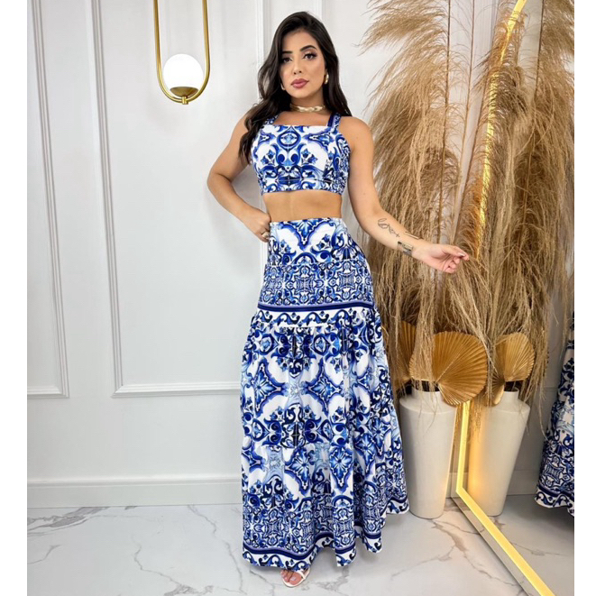 Conjunto Feminino Cropped De Alça E Saia Longa Estampa  Floral