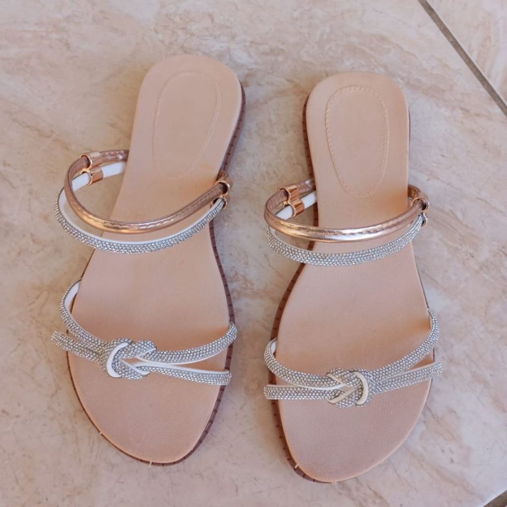 Sandália Plana Confortável Rasteirinha Feminina com Strass Moda Verão